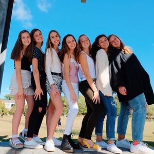 Meet your Posher, Cacarly